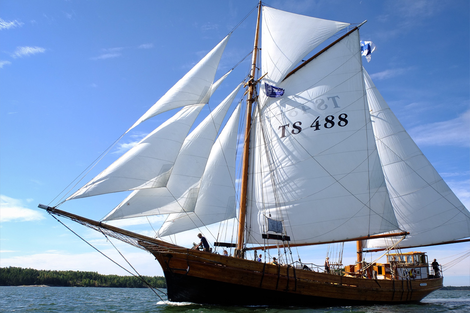 Sailing ship Astrid