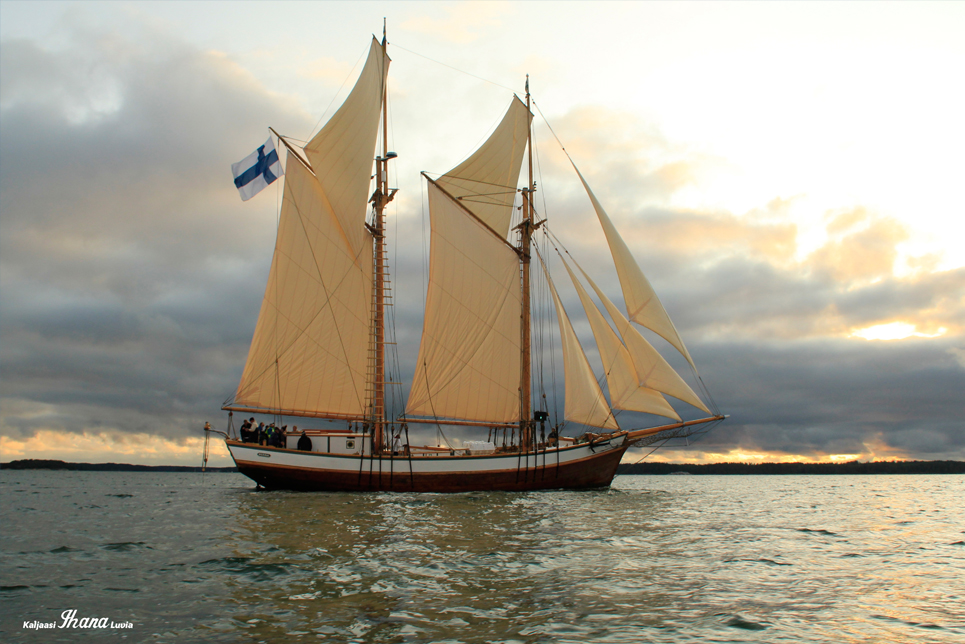 Sailingship Ihana
